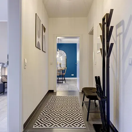 Zentrale Design In Ufernaehe - 105 Qm - Parkplatz - Kueche - Netflix Apartment *